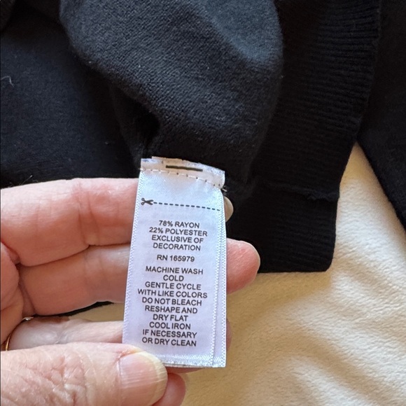 Cable & Gauge sweater - Picture 7 of 9